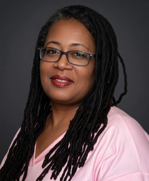 Aldora Hunter, Owner and Certified Notary Signing Agent at Aldora's Apostille & Notary Service